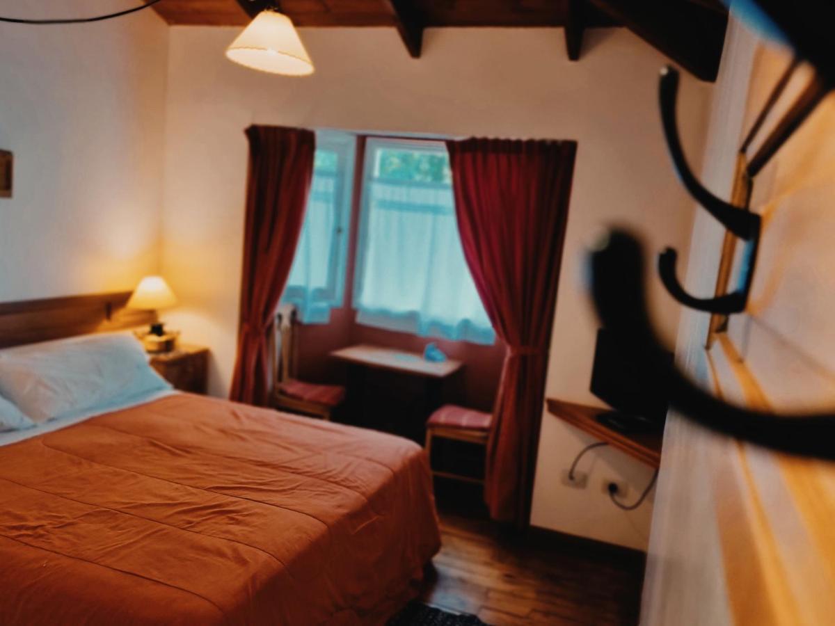Hosteria Cauquenes De Nimez El Calafate Exterior photo